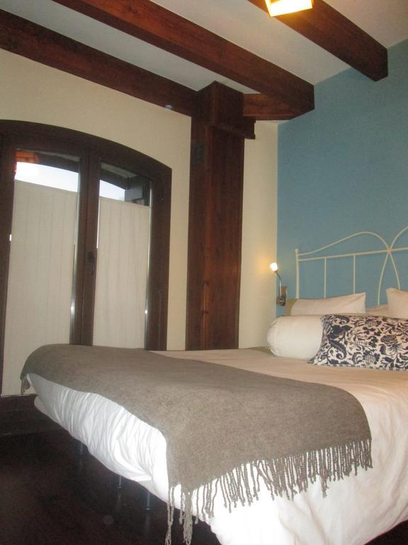 Casa Rural " El Retiro" Laspuña Oda fotoğraf