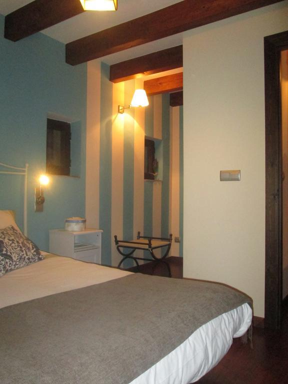 Casa Rural " El Retiro" Laspuña Oda fotoğraf