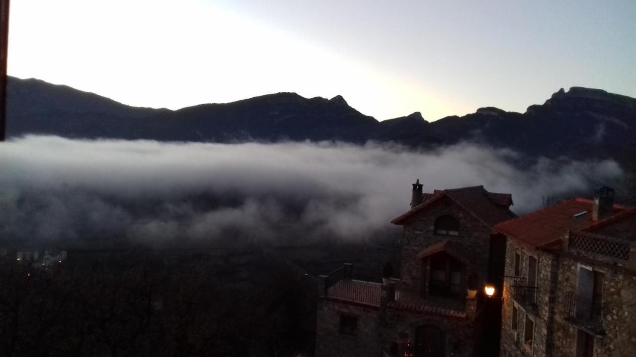 Casa Rural " El Retiro" Laspuña Dış mekan fotoğraf